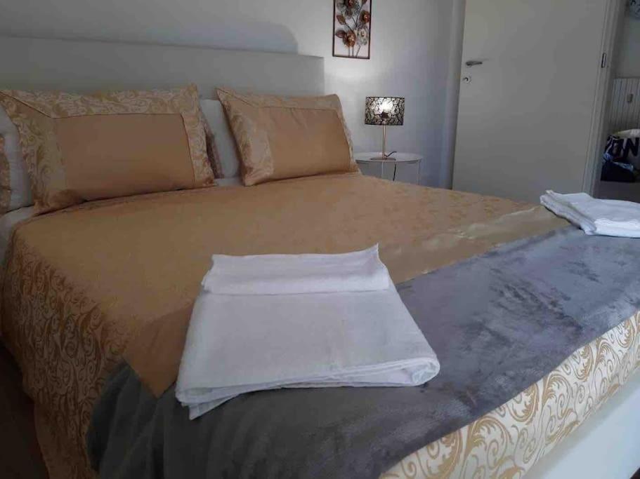 Apartamento Casa Tra I Castelli San Martino Alfieri Exterior foto